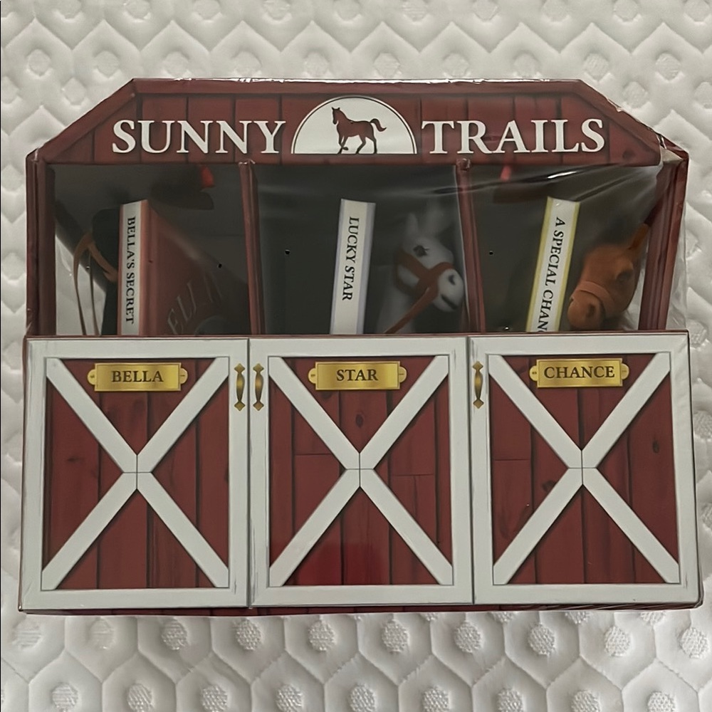Sunny Trails Horse Stable Playset